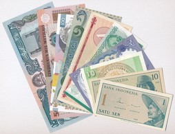 Vegyes: 10db-os Külföldi Bankjegy Tétel T:I,I-
Mixed: 10pcs Foreig Banknote Lot C:UNC,AU - Non Classés