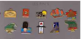 10 Pin's Variés: Tous Différents. McDonalds - McDonald's