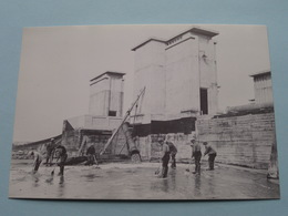 Aanaarding Tussen Het Westelijk En Tweede Complex Uit.. (19 Sept 1931)..... ( Copyright Foto's : Gemeente Wieringen ) ! - Den Oever (& Afsluitdijk)