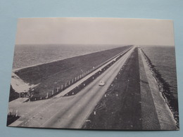 27.6 Km. Dijk Verbindt Wieringen Met Friesland ....... ( Copyright Foto's : Gemeente Wieringen ) ! - Den Oever (& Afsluitdijk)