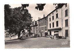 CUNLHAT Place Du Marché -Traction - - Cunlhat