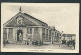 GENCAY ( Vienne ) - La Place - Les Halles        Xg17 - Gencay