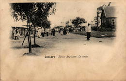 GUINEE - CONAKRY - Eglise Anglicane - La Sortie - Guinée Française