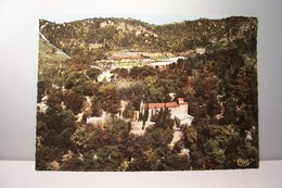 LA ROQUEBRUSSANNE   -   Vue Générale Aérienne   - La Chapelle , Colline Des Baumes Et Vieille Chapelle De St - André - La Roquebrussanne