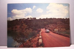 CARCES   -  LE  LAC  De Carces - ( Pas De Reflet Sur L'original ) - Carces