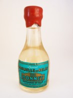 MIGNONNETTE ANCIENNE BONNET LIQUEUR PRUNELLE DU VELAY - Miniature