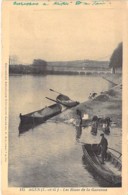 47 - AGEN : Les Rives De La Garonne ( Barques De Transport De Marchandises ? ) - CPA - Lot Et Garonne - Agen