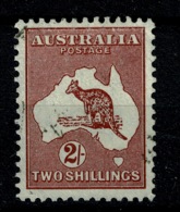 Ref 1234 - Australia 1945 - 2/= Kangeroo SG 212 Fine Used - Top Line Printing Faults - Oblitérés