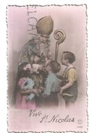 Le Grand Saint Nicolas, Mitre, Et Crosse Entouré D'enfants, Peluches éléphant Bleu, Vache - San Nicolás