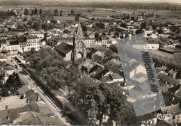 Cpsm VIC EN BIGORRE Vue Générale Aérienne L'église Les Allées Du Nord Et La Ville - Vic Sur Bigorre