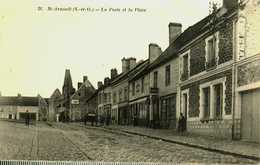 78....Yvelines....ste Arnoult......la Poste Et La Place - St. Arnoult En Yvelines