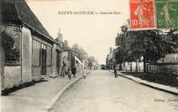 - NEUVY-SAUTOUR - Grande Rue (animée)  -14599- - Neuvy Sautour