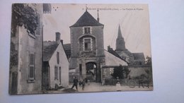 Carte Postale( J 2 ) Ancienne Les Aix D Augillon ,le Donjon Et église - Les Aix-d'Angillon