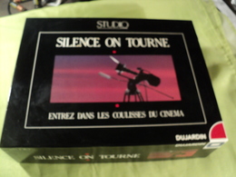 JEU DE SOCIETE SILENCE ON TOURNE. ANNEES 80 / 90. DUJARDIN / STUDIO POUR 2 JOUEURS ET PLUS A PARTIR DE 12 ANS. - Sonstige & Ohne Zuordnung