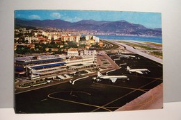 NICE   - Vue Aerienne De L'Aéroport NICE -Cote D'Azur - Transport Aérien - Aéroport