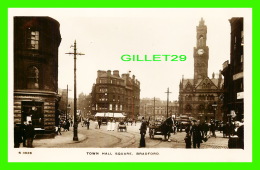 BRADFORD, UK - TOWN HALL SQUARE - ANIMATED -  KINGSWAY REAL PHOTO SERIES - - Bradford