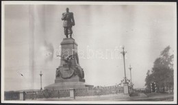 Cca 1910 II. Sándor Cár (1818-1881) Szobra Irkutszkban, Fotó, 8×14 Cm / The Statue Of Alexander II Of Russia In Irkutsk, - Autres & Non Classés