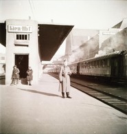 Thöresz Dezső (1902-1963) Békéscsabai Gyógyszerész és Fotóművész Szolgálatot Teljesített Egy Sebesültszállító Vonaton Bp - Ohne Zuordnung