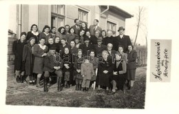 * T2 1948 Hajdúszoboszló, Megmaradt Izraelita Közösség Csoportképe, Hátoldalon Aláírások / Remaining Jewish People Of Th - Ohne Zuordnung