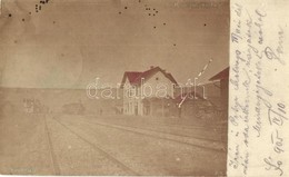 * T2 1905 Sóvárad, Sarateni; MÁV Vasútállomás és Gőzmozdony / Gara / Bahnhof / Railway Station With Locomotive. Photo - Non Classés