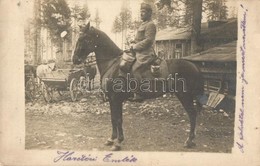 T2 1918 Harctéri Emlék. 'A Felvétel Nem Jó Mert Nevettem!' / WWI K.u.k. Military, Cavalryman In The Camp. Photo + M. Kir - Non Classificati
