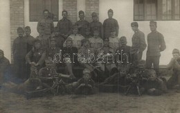 ** T2 Első Világháborús Osztrák-magyar Géppuskás Egység Csoportképe / WWI K.u.k. Military, Machine Gun Unit. Group Photo - Ohne Zuordnung