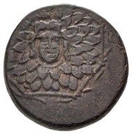 Pontosz / Amiszosz Kr. E. ~85-65. AE20 (7,8g) T:2,2- / 
Pontus / Amisus ~85-65. BC AE20 'Aegis With Gorgon's Head / Nike - Non Classés