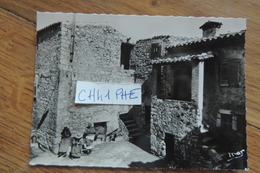 Delcampe - GOURDON COIN PITTORESQUE ANIME - Gourdon