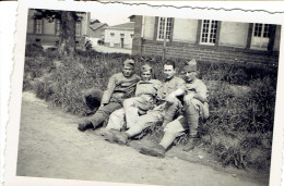 Photo De Groupe Soldat 1940 Format 6/8 - Guerre, Militaire