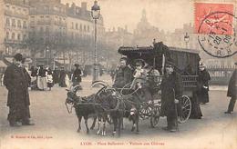 Lyon       69         Place Bellecourt   Voiture Aux Chèvres 1   (voir Scan) - Other & Unclassified