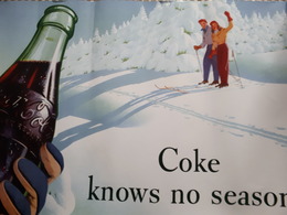 Coca Cola Plakat Werbung Winterlandschaft Skifahrer - Reclame-affiches