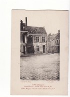 Belgique - Loo, Grand'Place, L'effet D'un Obus De 150 - Lo-Reninge