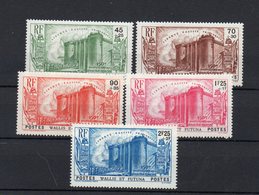 !!! PRIX FIXE : WALLIS ET FUTUNA, SERIE BASTILLE N°72/76 NEUVE * - Unused Stamps