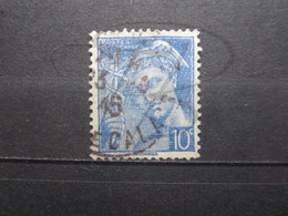 VEND BEAU TIMBRE DE FRANCE N° 546 , FOND LIGNE ( IMPRESSION DEFECTUEUSE ) !!! - Used Stamps