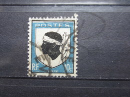 VEND BEAU TIMBRE DE FRANCE N° 755a , CADRE DECALE !!! - Used Stamps