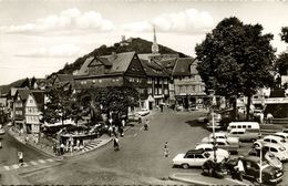 BIEDENKOPF A.d. Lahn, Am Marktplatz, Auto (1950s) AK - Biedenkopf