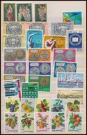 ** * San Marino 1972-1976 Színes összeállítás 2 Db Közepes Berakólapon - Autres & Non Classés