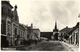 ** T1/T2 Bánffyhunyad, Huedin; Utcakép, Gál Gyula, Szabó Lajos üzlete, Református Templom / Street View, Shops, Calvinis - Non Classificati