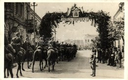 * T2/T3 1940 Dés, Dej; Bevonulás, Díszkapu / Entry Of The Hungarian Troops, Decorated Gate. So. Stpl - Non Classificati