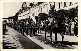 T3/T4 1940 Máramarossziget, Bevonulás / Entry Of The Hungarian Troops (apró Szakadás, Small Tear) - Unclassified