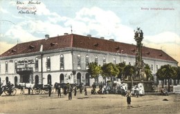 T2 Érsekújvár, Nové Zamky; Arany Oroszlán Szálloda, Szentháromság Szobor. Szivesi Kapus Kiadása / Hotel, Trinity Statue - Zonder Classificatie