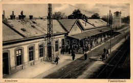 T2/T3 Komárom, Komárno; Vasútállomás. Kiadja Hacker Dezső / Bahnhof / Railway Station (EK) - Non Classés