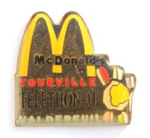 Pin's MAC DONALD - Partenaire TELETHON 91 - Tourville - Val De Reuil (27) - Les Logos - H445 - McDonald's