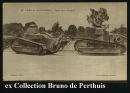 FRANKREICH 1918 Monochrome Foto-Ak.: CAMP De VALDAHON.. 2 Leichte Panzer Renault "Mosquito 17/18" (Edition Masson) Ungeb - Autres (Terre)