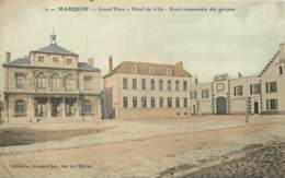 62 - MARQUISE - Grand'place - Ecole Communale De Garçons (couleur) - Marquise