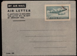 1951 AEROGRAMME FROM INDIA.8 ANNAS UNUSED /SCARCE POSTAL STATIONERY /GREEN /SLIGHT STAIN - Aerogrammi