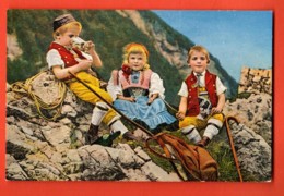 FKG-23 Kinder Auf Der Alp. Belebt. Tracht, Costumes Nicht Gelaufen - Laufen-Uhwiesen 