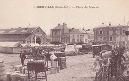 76 Goderville. Place Du Marché - Goderville