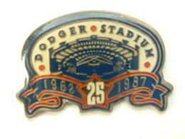 Pin's BASEBALL - DODGER STADIUM 25ANS - Baseball