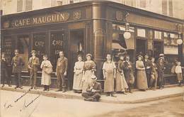 Bourges ? Sancerre ?   18        Café Mauguin      (Carte Photo Voir Scan) - Bourges